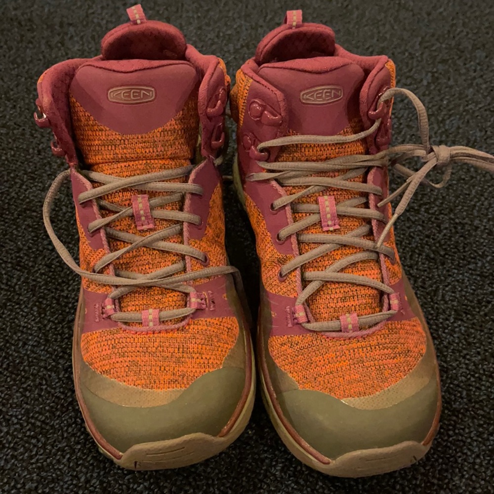 Keen waterproof hiking shoes